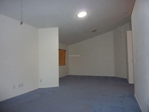4th image of 3812 Gramercy Ave #0