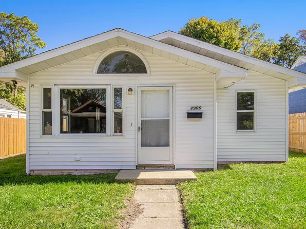 1906 Leer St, South Bend, IN 46613