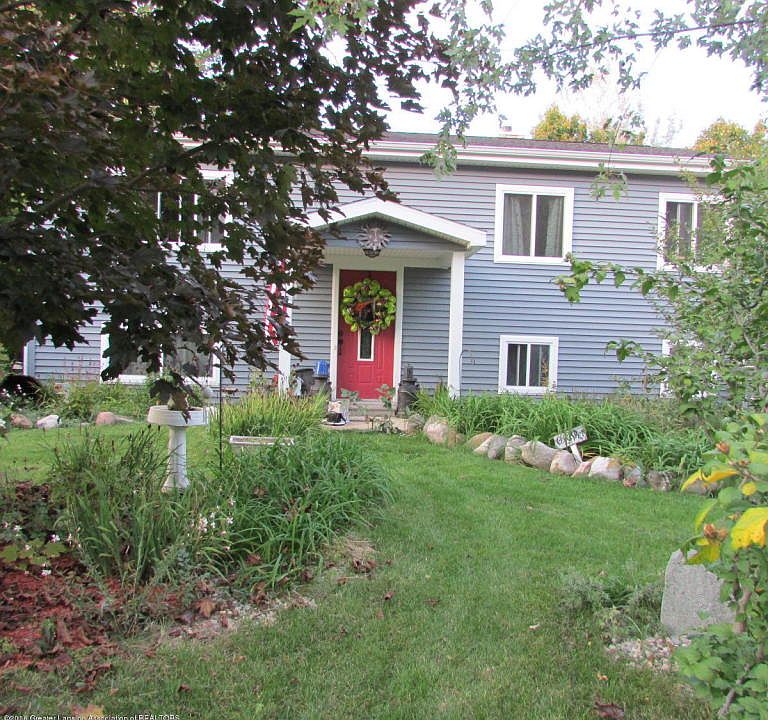 1st image of 812 Eugenia Dr