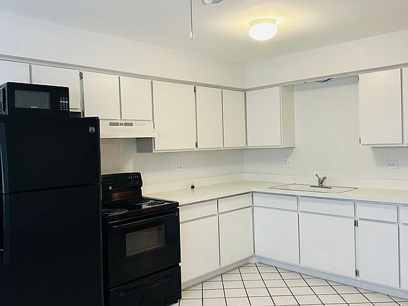 4th image of 3123 N Nashville Ave APT 3E