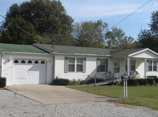 314 S Leonard Ave, Du Quoin, IL 62832