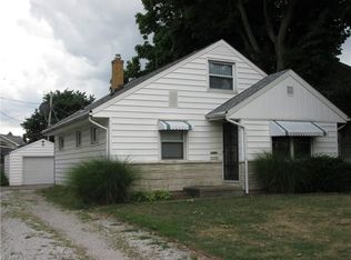 2252 Lake Road Blvd NW, Canton, OH 44708