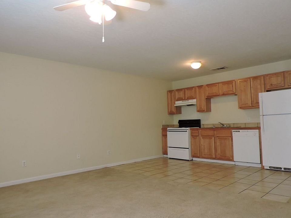 1st image of 259 W Hills Dr #1