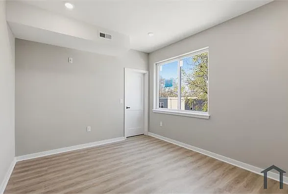 4129 Ogden St #7 — Photo 8