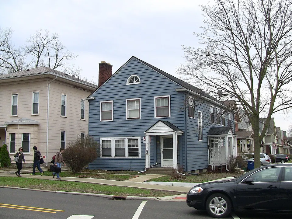 Building Photo