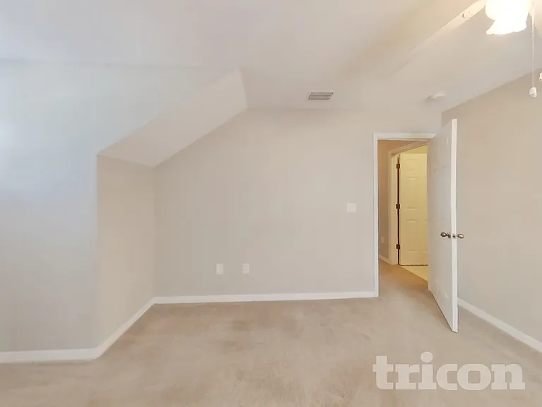 6739 Summer Haven Dr — Photo 12
