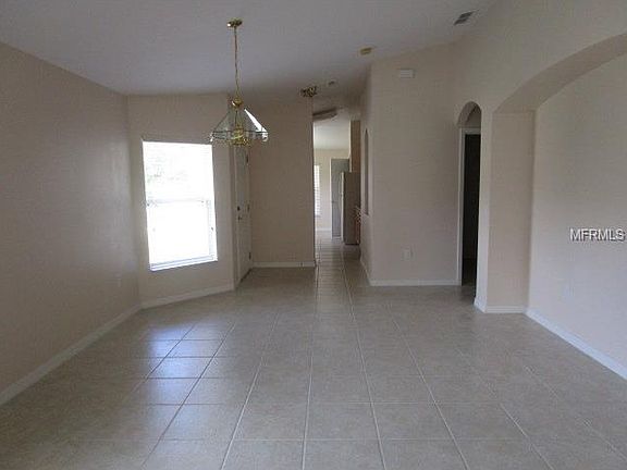 3rd image of 505 Vicenza Way