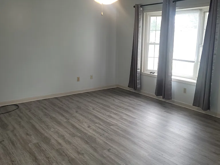 2911 Baybrook St — Photo 2