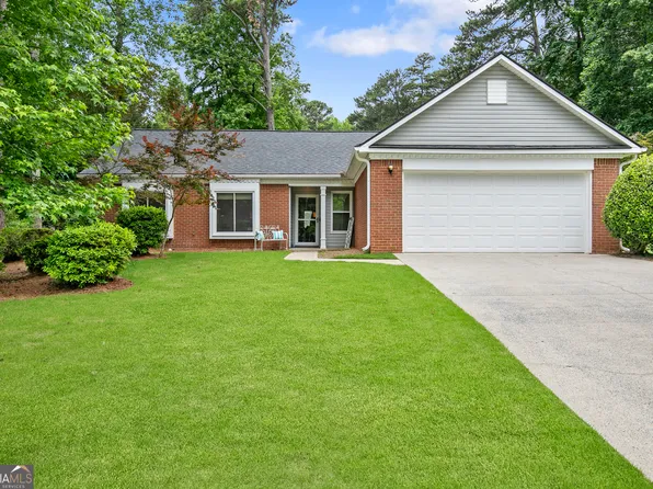 1208 Brandl Dr SW, Marietta, GA 30008