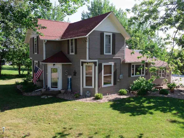 626 5th St, Ainsworth, IA 52201