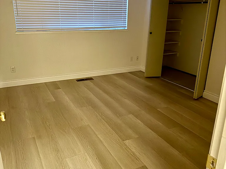 2935 Glen Craig Ct — Photo 11
