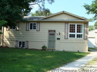 3 Rainbow Ct, Urbana, IL 61802