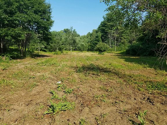 3rd image of 000 Moxie Lane