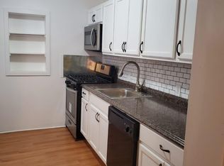 2551 S Galloway St APT 1, Philadelphia, PA 19148