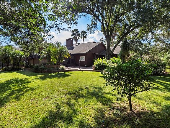 2nd image of 1022 Sugartree Ln N