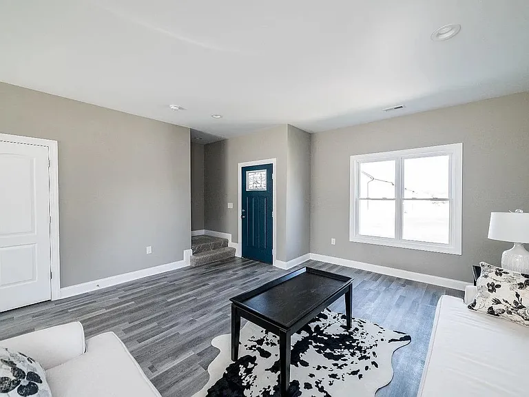 125 Melissa Ln #1 — Photo 7