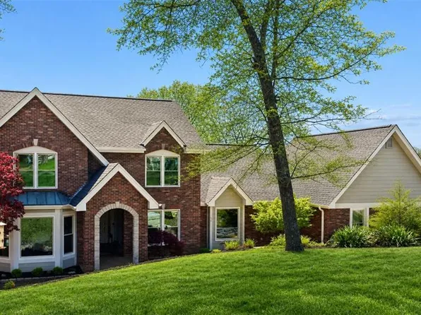 1553 Ridge Rd, Ballwin, MO 63021