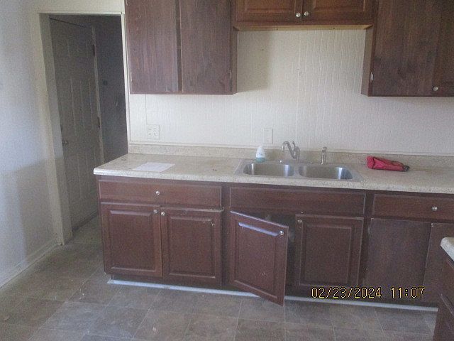 2nd image of 1223 Gage Ct