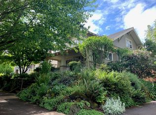 6204 NE Davis St, Portland, OR 97213