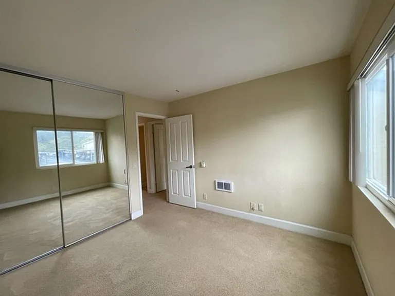 8503 Villa La Jolla Dr #C — Photo 11