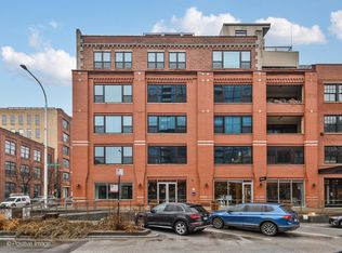 1118 W Fulton Market APT 403, Chicago, IL 60607