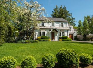 7 Hidden Brook Rd, Riverside, CT 06878