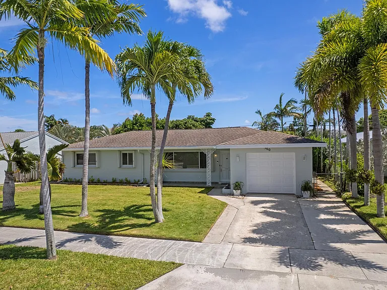 360 Palmetto St — Photo 1