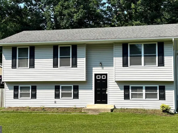 12725 Bar Oak Dr, Waldorf, MD 20601