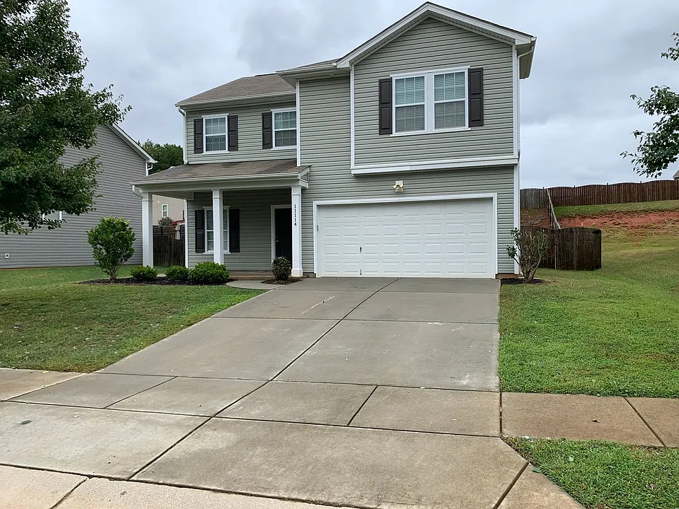 11114 Pond Valley Ct