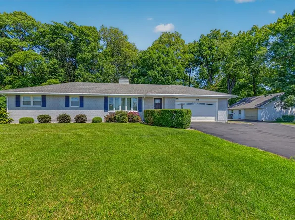 136 Grouse Dr, Bath, PA 18014