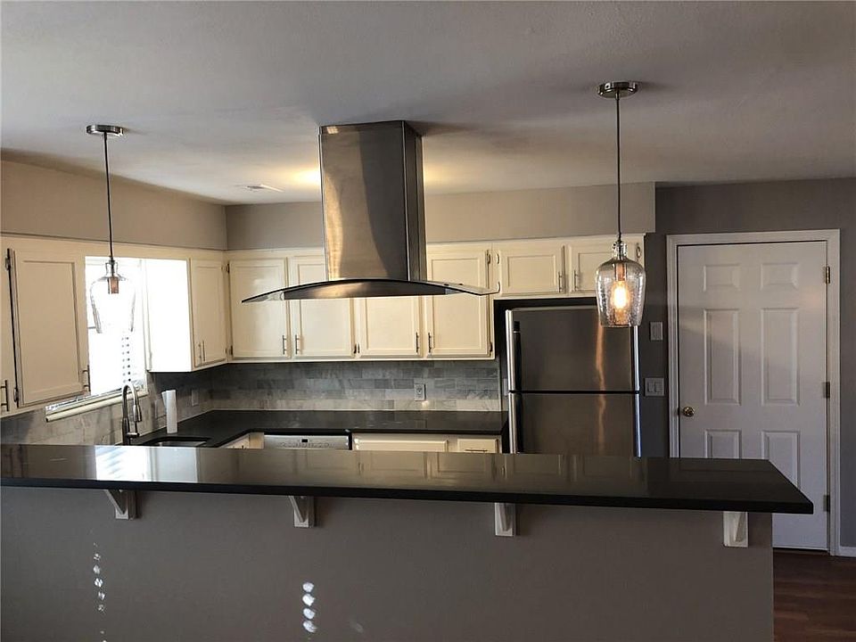 1st image of 1114 NW G St
