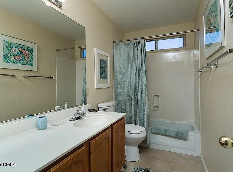 926 W San Mateo Ct — Photo 17