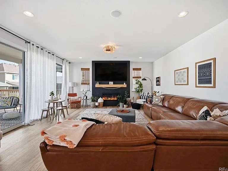 7254 S Waterloo Way — Photo 12