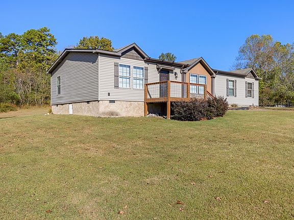 2nd image of 978 Bancroft Rd