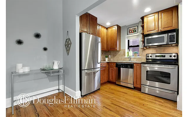 Sold by Douglas Elliman | media 2