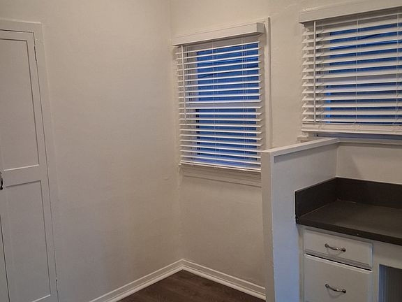 4th image of 1262 1/2 S Woods Ave #1262-1/2
