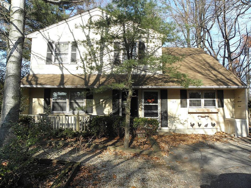 107 Convent Rd, Syosset, NY 11791 Zillow