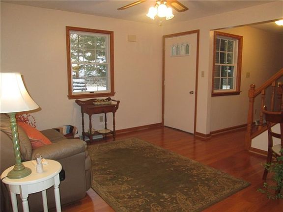 Formal living room or den area