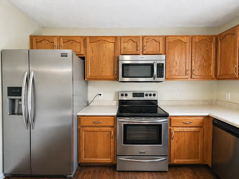 994 Bobcat Dr — Photo 6