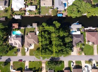 1621 Mauna Kea Ct, Gulf Breeze, FL 32563