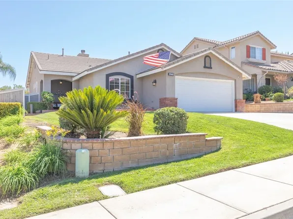 27442 Barcelona Dr, Corona, CA 92883