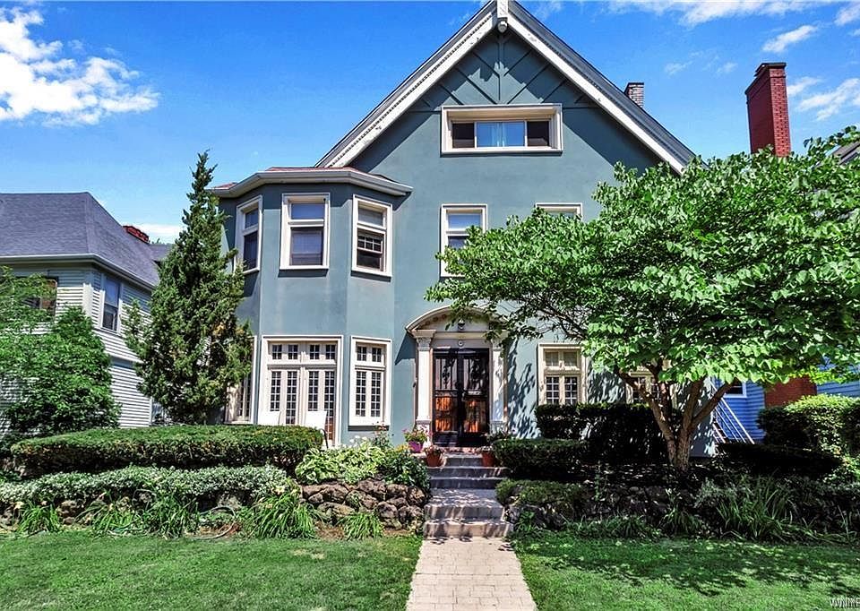 1st image of 39 Highland Ave