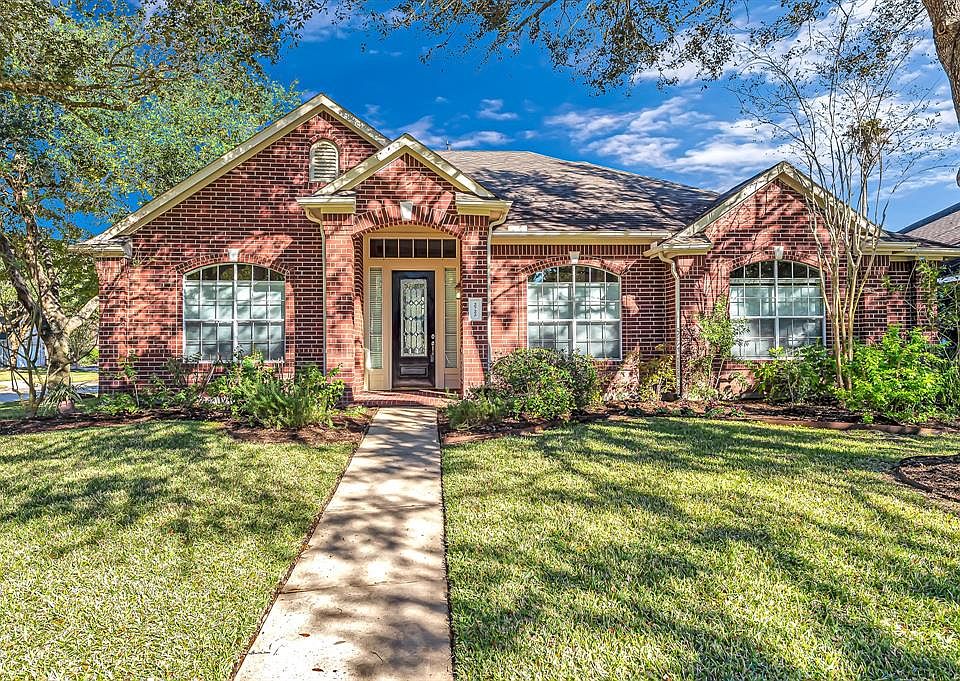 1st image of 2722 Green Falls Ln