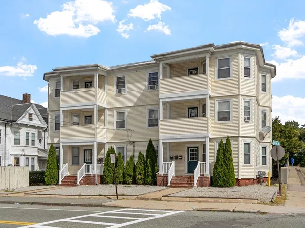 807-809 N Montello St, Brockton, MA 02301