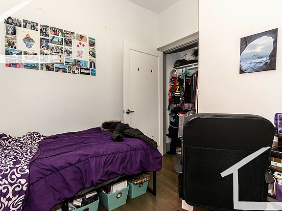 3rd image of 5 Belvidere St #2