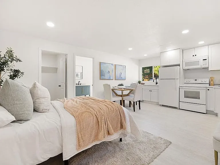 53770 Avenida Obregon #1 — Photo 3