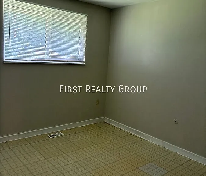 2322 Koehler Ave — Photo 10
