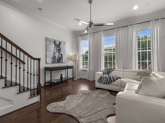 3rd image of 7333 Valley View Ln Unit 807
