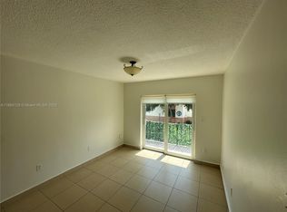 627 SW 3rd St APT 4, Miami, FL 33130