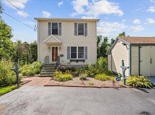1350 Pleasant St, Worcester, MA 01602
